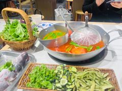 -王奋斗贵州酸汤牛肉火锅