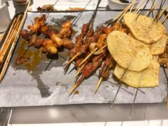 -卞二小串·鹤岗烧烤·坑烤(永定路店)