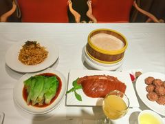 -贝勒爷·酥不腻烤鸭