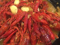 秘制蒜香龙虾-虾弄弄海派小龙虾·牛羊蝎子火锅