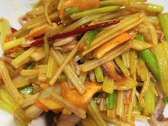 -品味居·首店·大连鲜活海鲜大连菜(东港店)