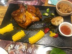 香草烤脆皮小春鸡-麦甜创意轻食餐厅(西康路店)