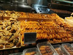 -胖东来生活广场(健康路店)