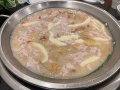 -老来福·非遗酸汤兔(凯旋路店)