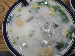 -鸭小妹鸭血粉丝(老门东店)