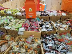 零售区-来伊份(龙之梦长宁店)