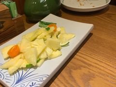 青柠拌菠萝-云海肴·汽锅鸡·云南代表菜(天山百盛优客店)