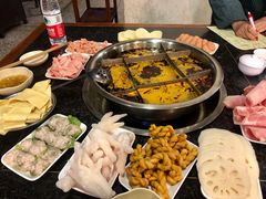 -邓莽子老火锅(中兴路总店)
