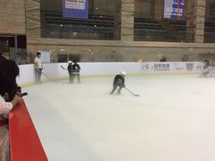 -冠军冰场(环球中心店)