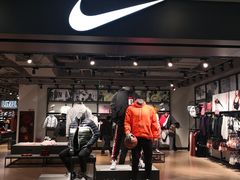 -NIKE(虹悦城店)