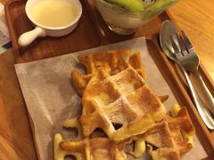 iphone_upload_pic-猫的天空之城概念书店(西塘古镇店)