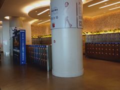-冰纷万象滑冰场(沈阳万象城店)