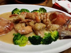 芝士焗龙虾-猪腰世家·粤菜猪腰汤(江西路店)