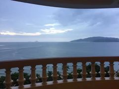 -芽庄日出海滩水疗酒店