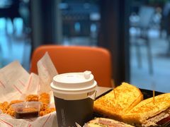 -The Habit Burger Grill 哈比特汉堡(爱琴海店)