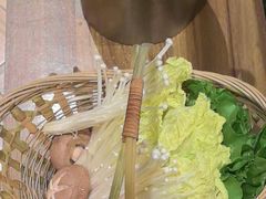 -同仁四季椰子鸡(海岸城天利店)