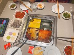 -海底捞火锅(高新万达店)