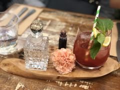 -FLOVIE FLORIST CAFE