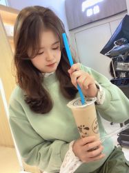 -洛施奇烫发染发沙龙