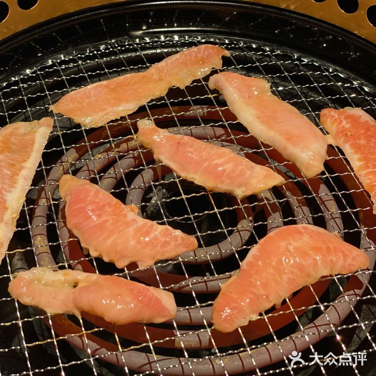 烤肉和夏天更般配