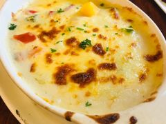 -玛格萝妮比萨屋(四平店)