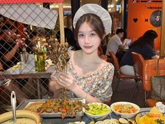-威记烧嘢·南宁烧烤·超级生牛(绿地店)