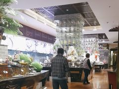 -三英温泉度假酒店-自助餐厅