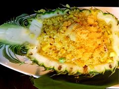 海鲜菠萝饭-Local泰莲庭(虹鳟鱼店)