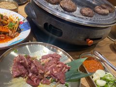 -青瓦餐厅·生鱼片·韩园烤肉(西塔店)