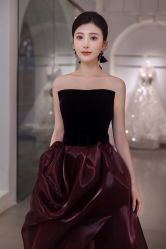 -艾米丽婚纱礼服