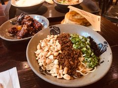 宜宾燃面-峨嵋小镇·川菜(勒泰中心店)