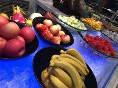 -飨食汇全日制餐厅·昆山皇冠假日酒店(九方店)