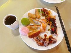 -东方苑自助餐厅(稻香湖景酒店)