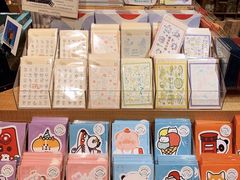 -猫的天空之城概念书店(苏州诚品店)