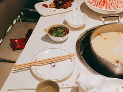 -三人行骨头王火锅(长寿店)