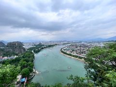-叠彩山景区