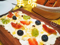 鲜果奶酪盘-秋林西餐厅