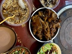 -王万妈卤猪脚(青岩交通路)