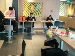 大堂-麦当劳(团结湖店)