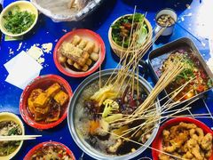 -马路边边串串香(苗栗路店)