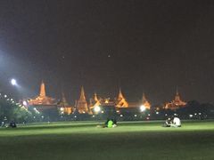 -皇家田广场(อนุสาวรีย์ทหารอาสา)