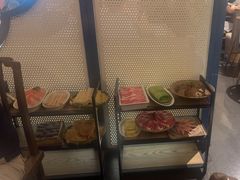 -尚尚仙·酸汤猪手·猪肚鸡火锅(华联万柳购物中心店)