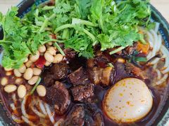 -牛师傅牛肉面(尚隆路店)