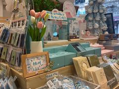 -猫的天空之城概念书店(杭州南宋御街店)