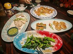 -粤·向群饭店(麓景路店)