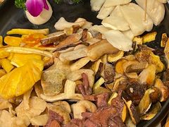 见手青-一朵菌·野生菌探索家火锅(南亚店)