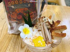 香水椰子冰沙-婉泰·特色小吃·舂鸡脚(告庄二店)