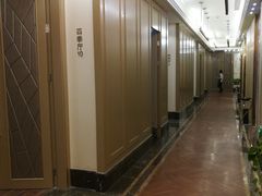 -双子楼大酒店(城开国际写字楼店)