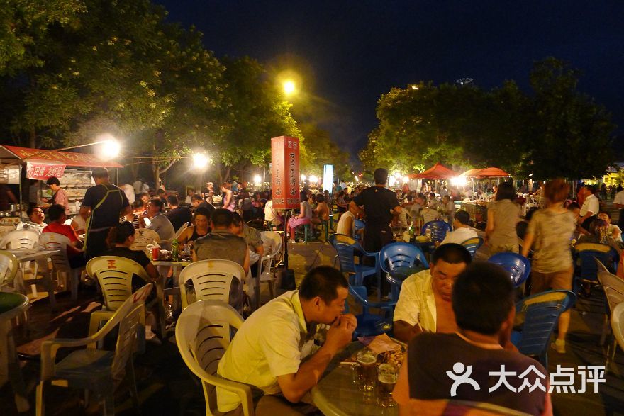 新源广场夜市-图片-新源县美食-大众点评网