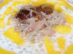 杨枝甘露桃胶-甜心妈妈·榴莲星级糖水(北京路总店)